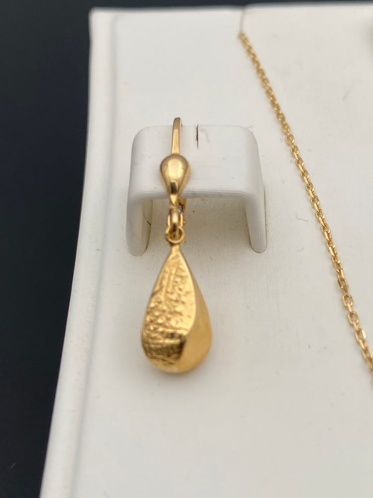 Half gold set of 18 karat weight 4.2 grams