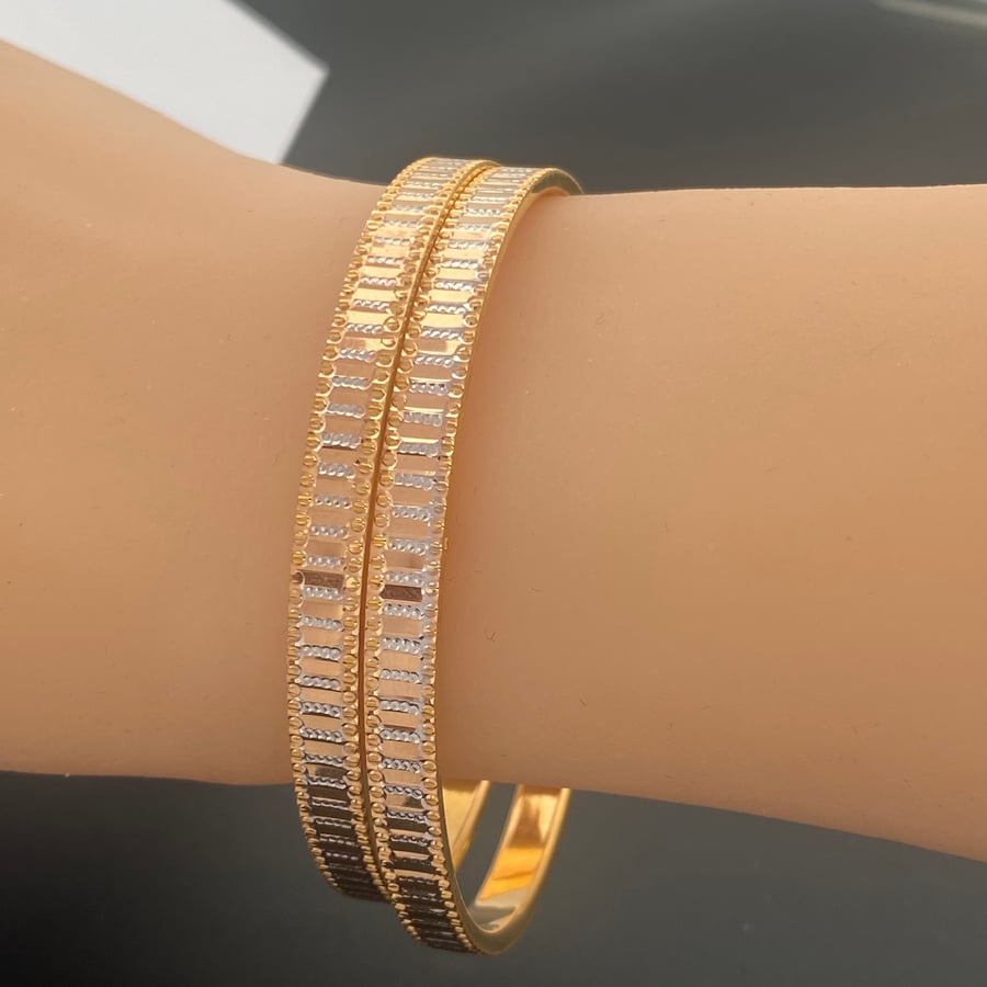 Gold earring 21 karat