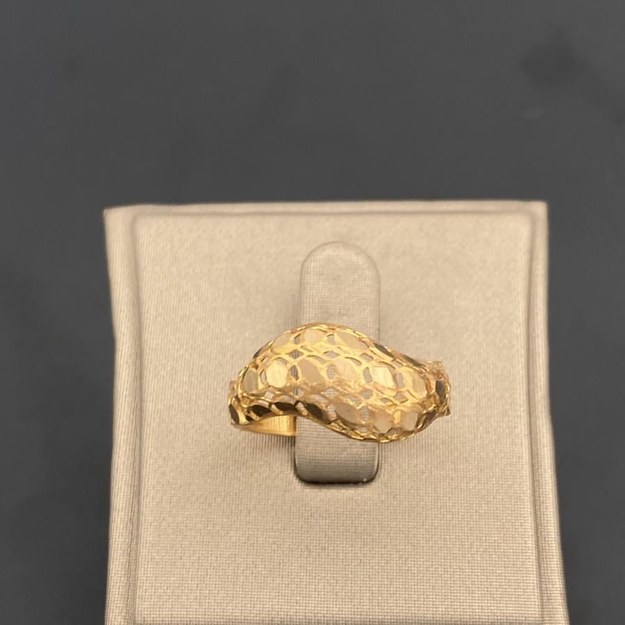 Gold ring 21 karat weight 2.23 grams