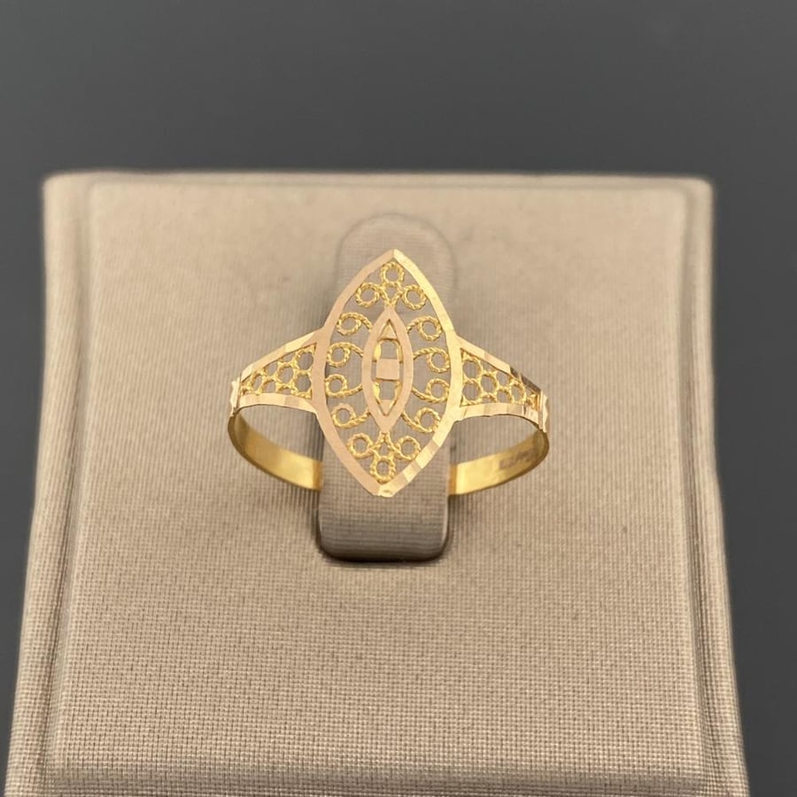 Gold ring 21 karat weight 0.83 grams
