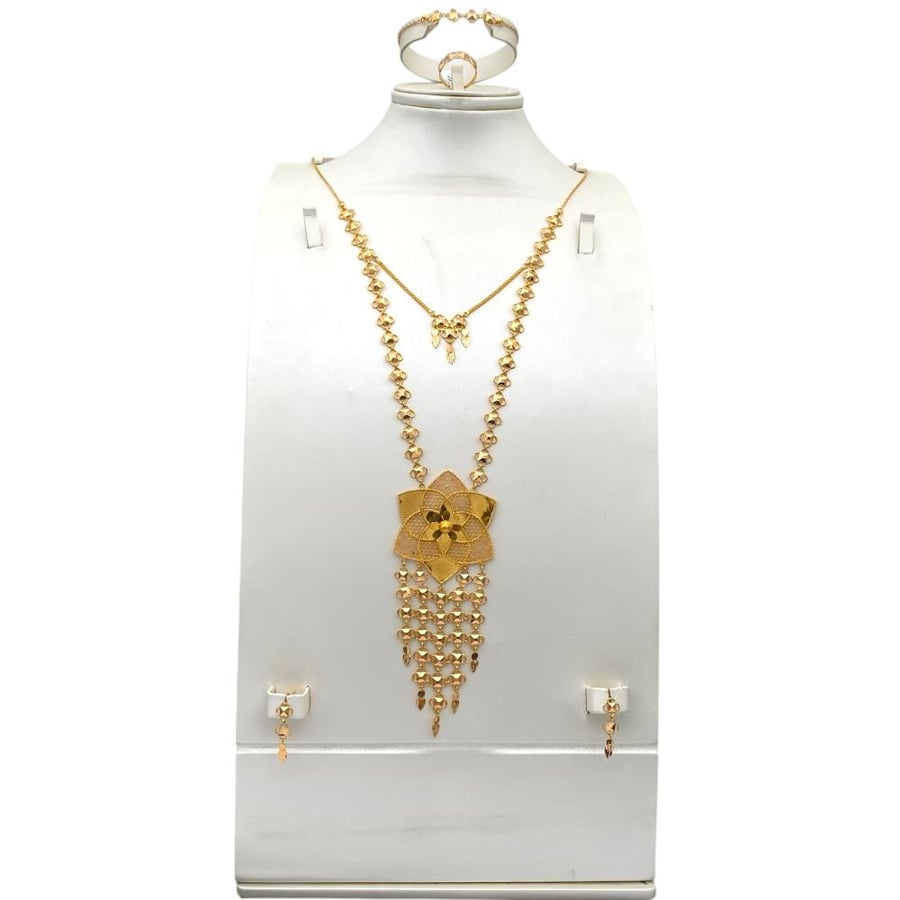Princess set, gold, 21 karat, weight 32.40 grams
