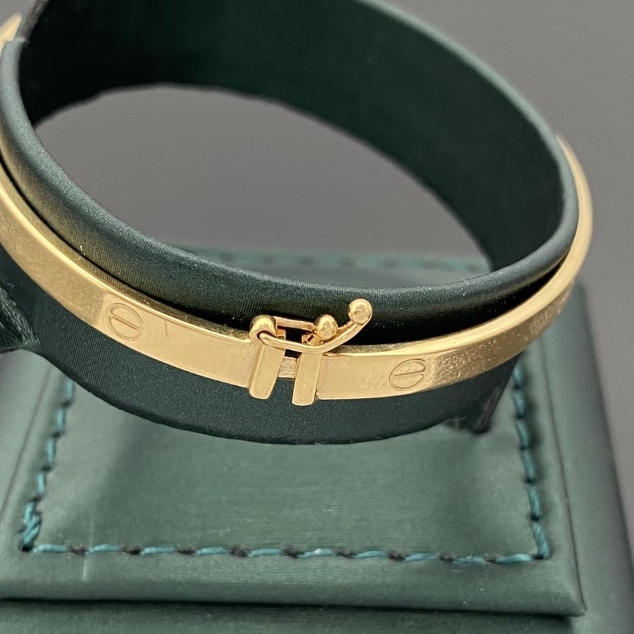 Gold bracelet, 18 karat, weight 6.46 grams
