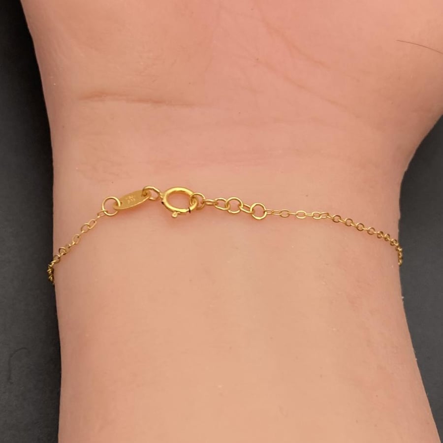 Gold ring, 21 karat, weight 1.21 grams
