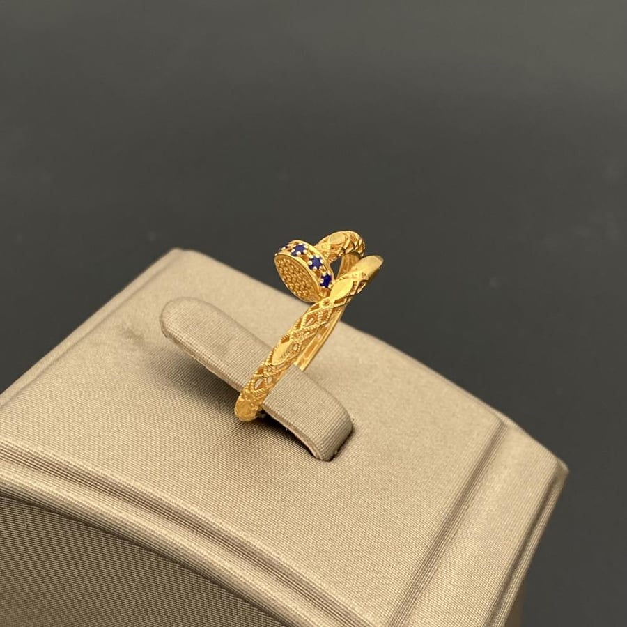 Gold ring 21 karat weight 2.71 grams