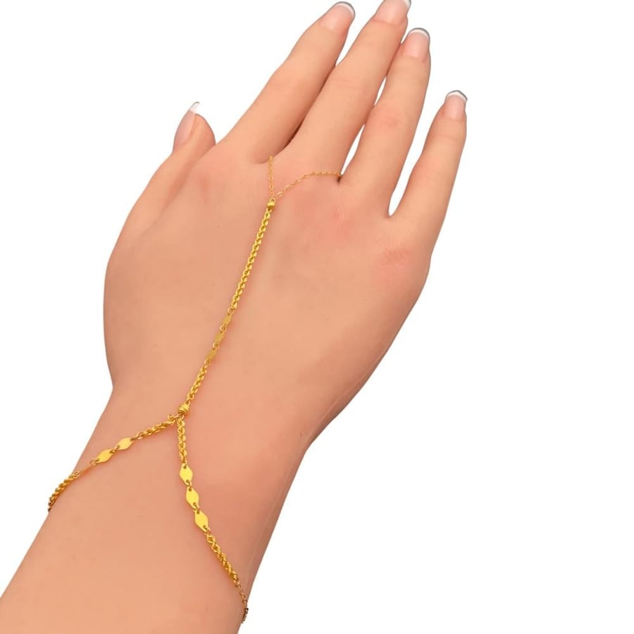Gold ring, 21 karat, weight 1.43 grams