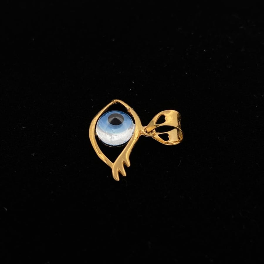 A gold pendant, 21 karat, weight 1.03 grams