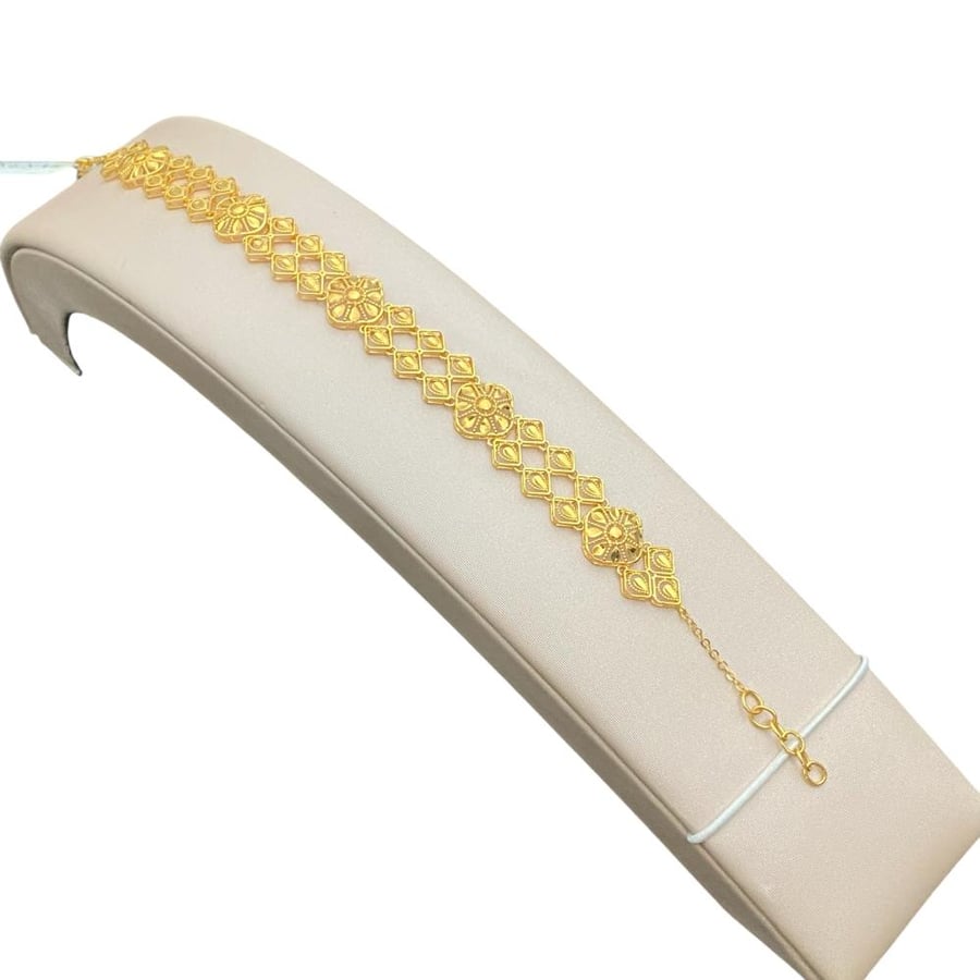 Gold bracelet 21 karat weight 6.63 grams