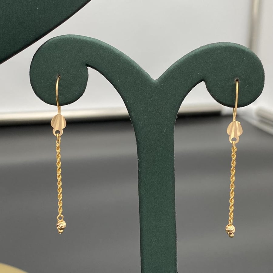 Gold set 21 karat weight 7.10 grams