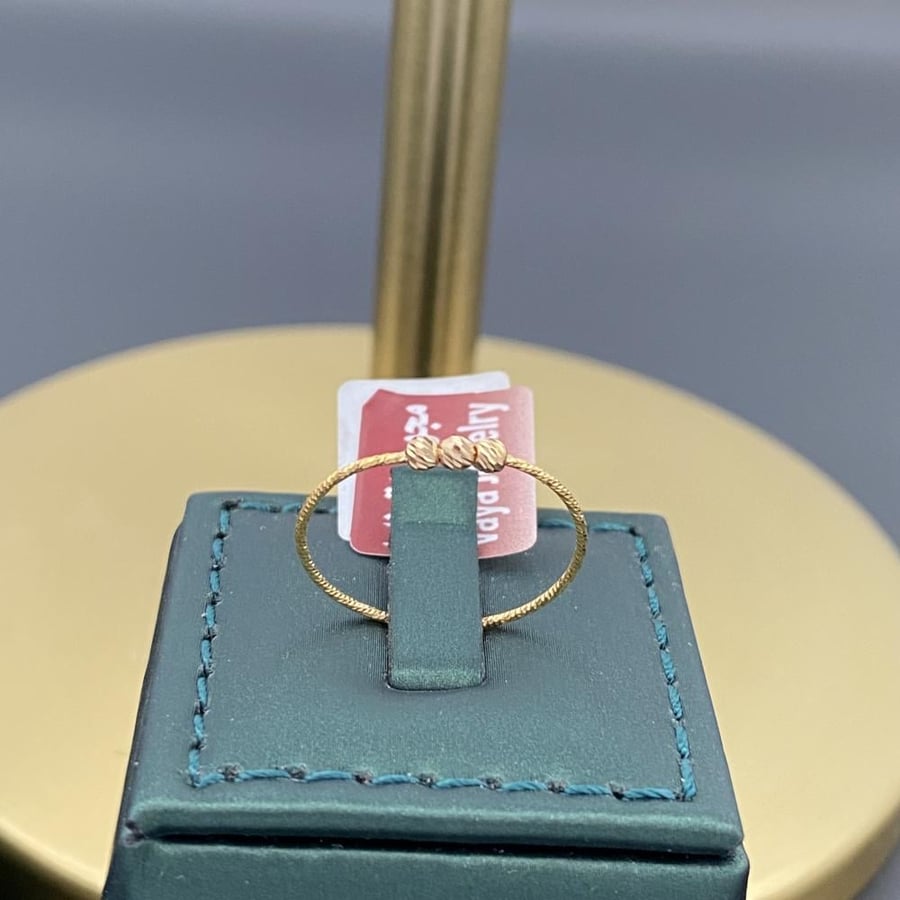 Gold set 21 karat weight 7.10 grams