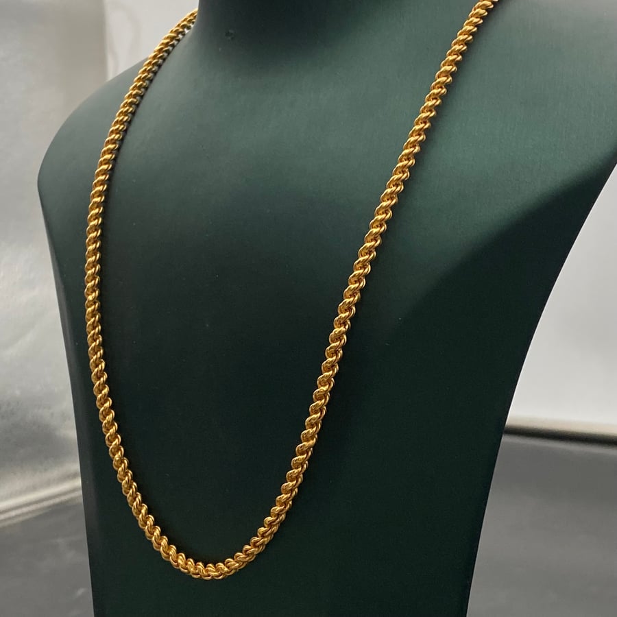 Gold necklace 21 karat weight 15.40 grams