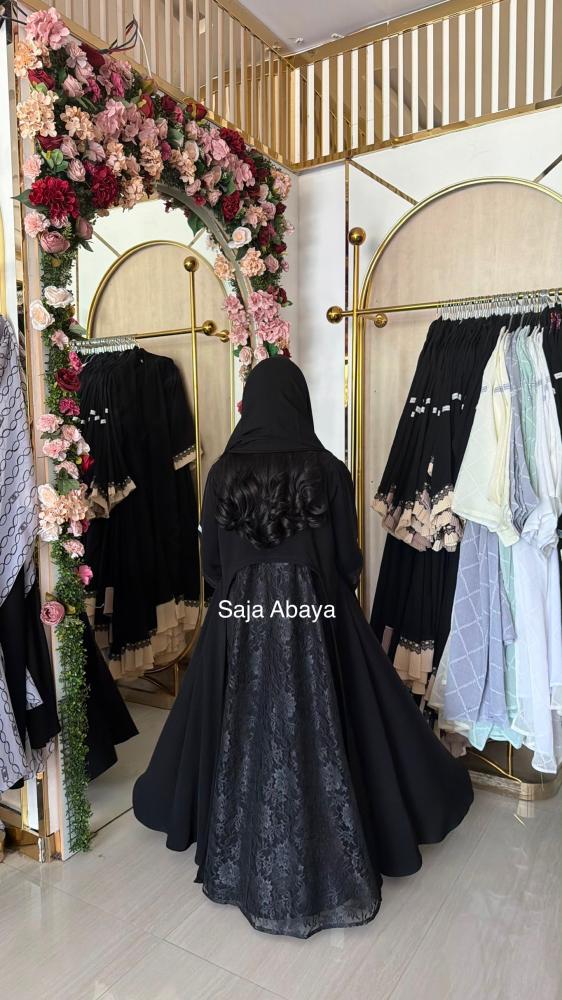 عبايه منيره