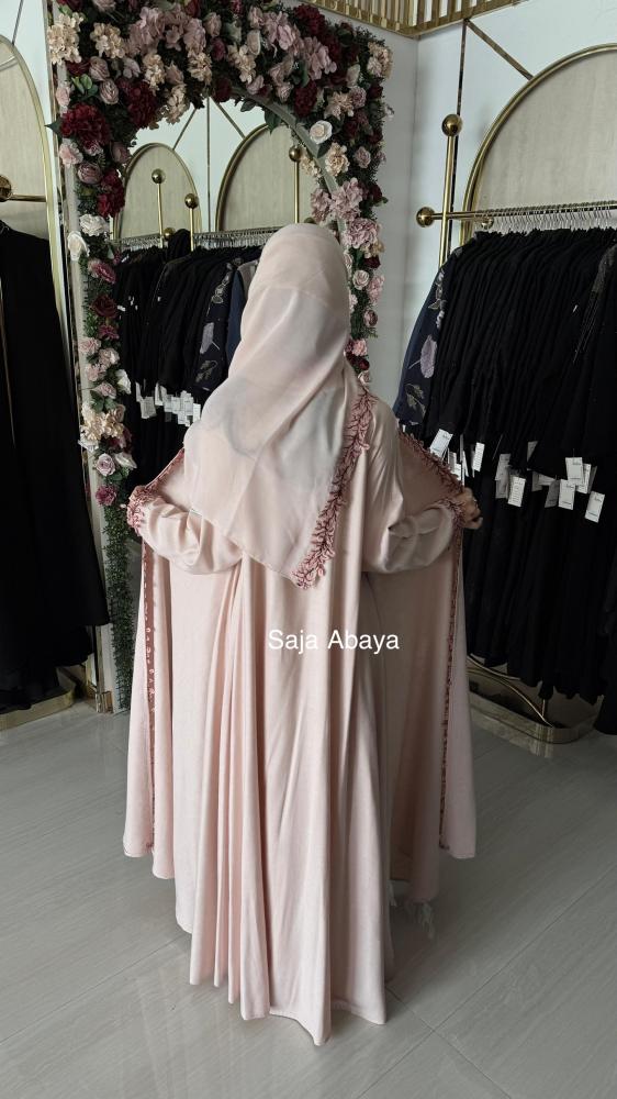 The Reem abaya
