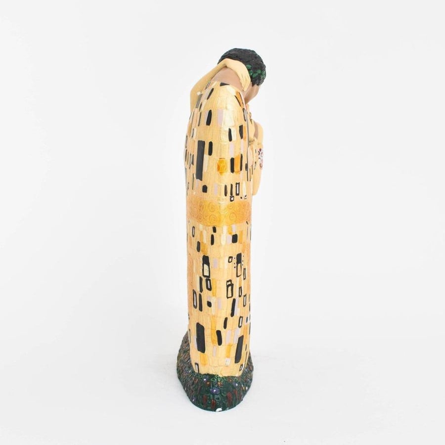 GUSTAV KLIMT; The Kiss figurine