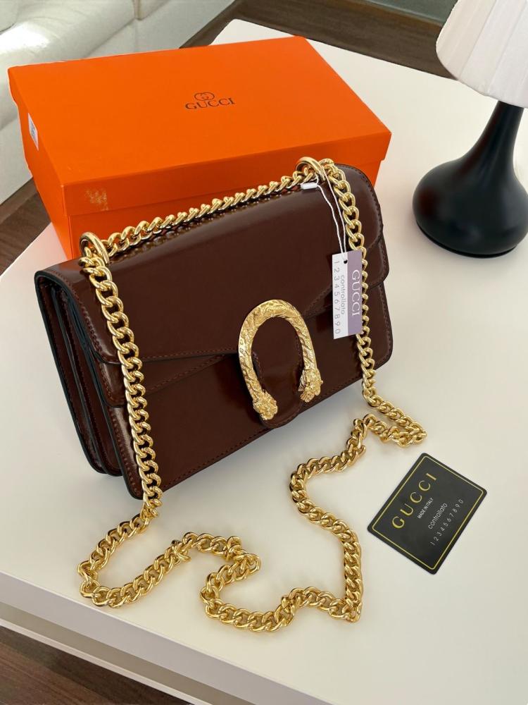 GUCCI bag, this is a quality one with accessories