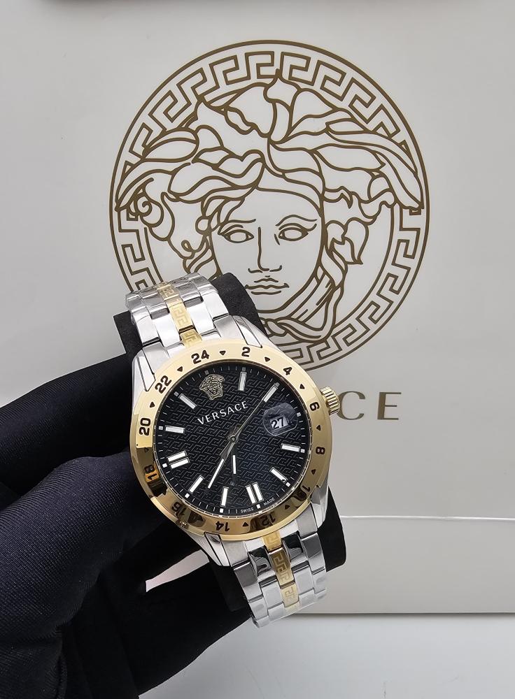 Versace men's watch, high quality with accessories
