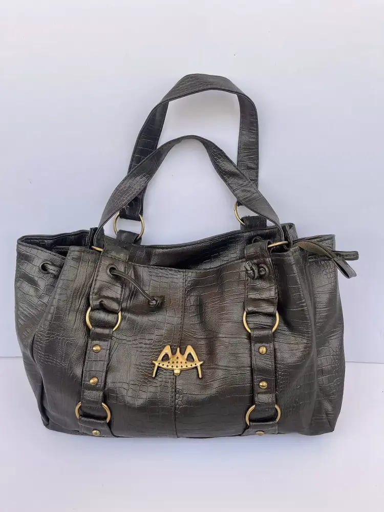 Coolest vintage leather handbag