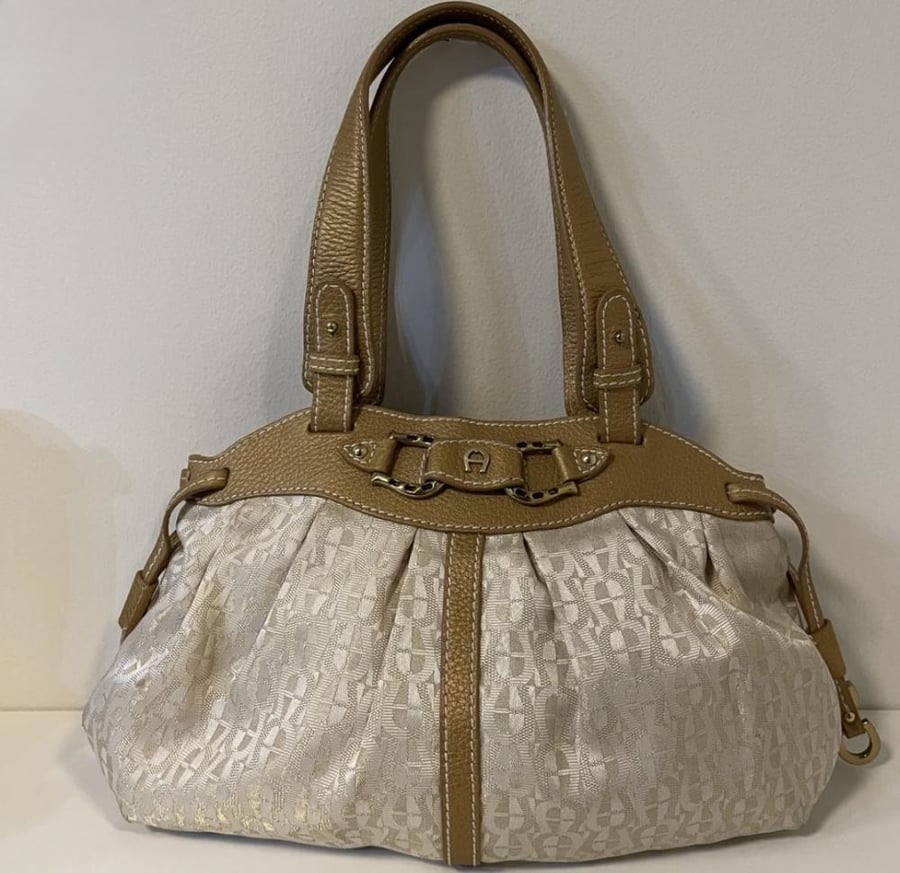 Vtg Aigner Monogram Beige Hobo Bag