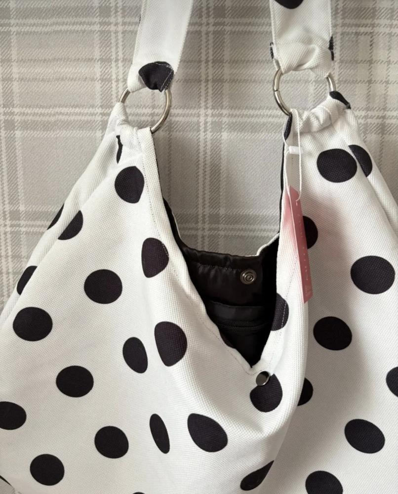 Dots handbag