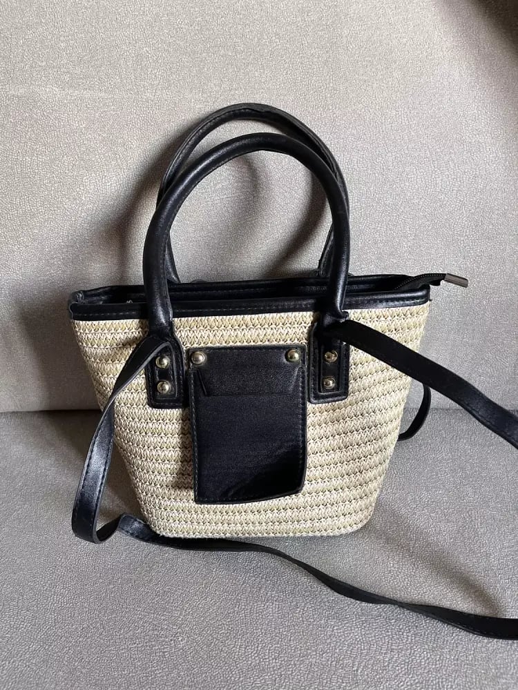 Cute beige&black bag