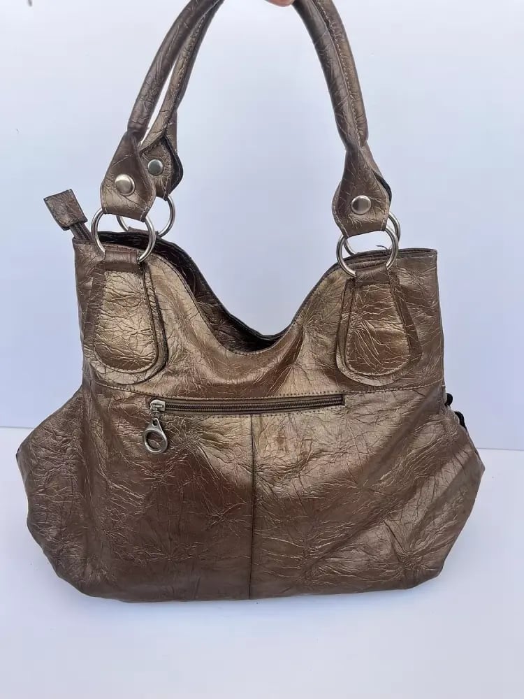 Cutest floral handbag