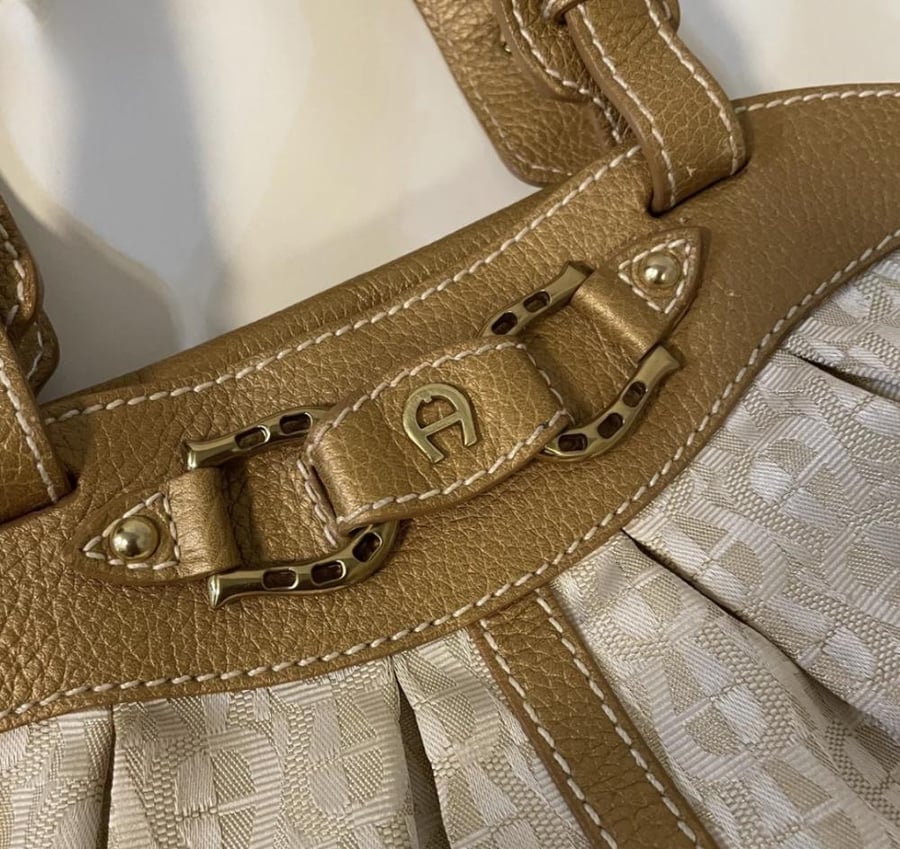 Vtg Aigner Monogram Beige Hobo Bag