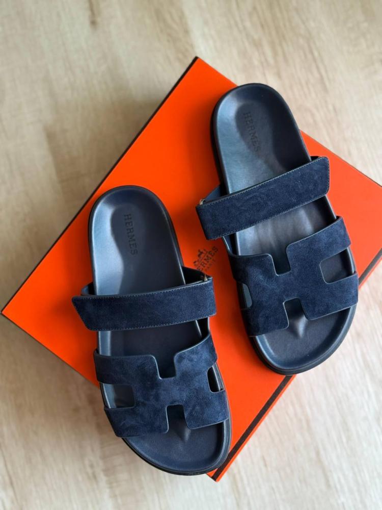 SLIPPERS