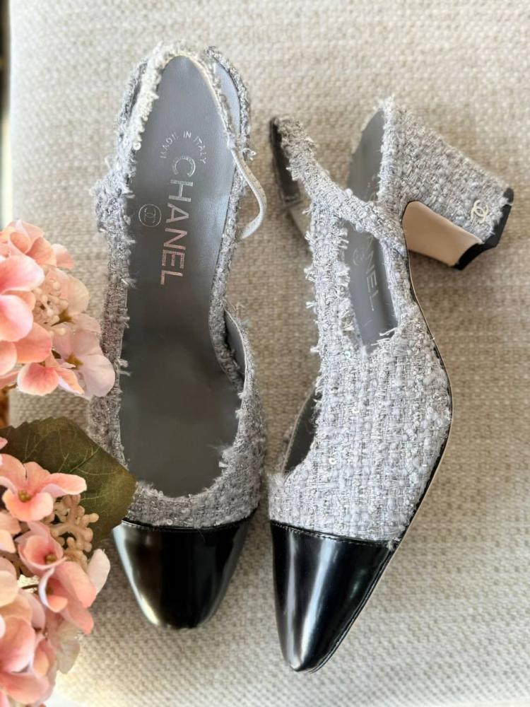 HEELS