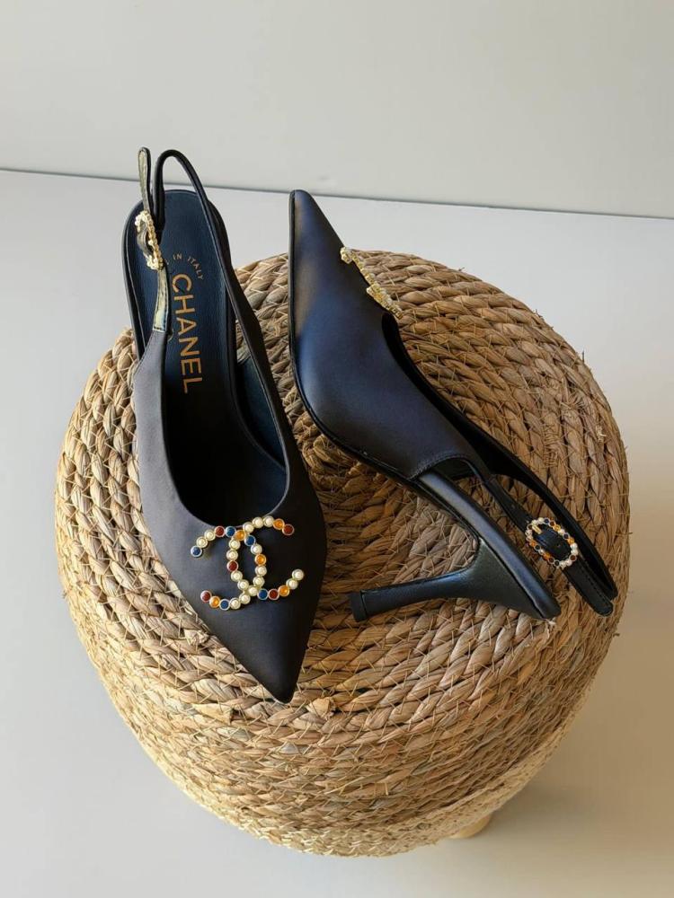 HEELS