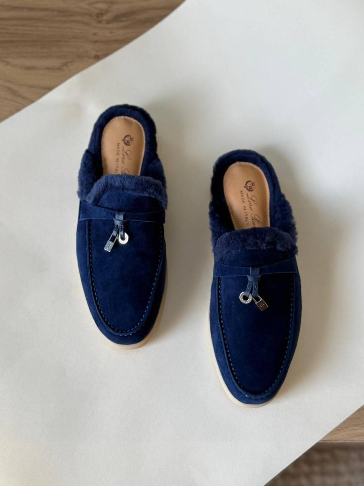 SLIPPERS