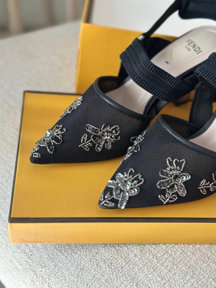 HEELS