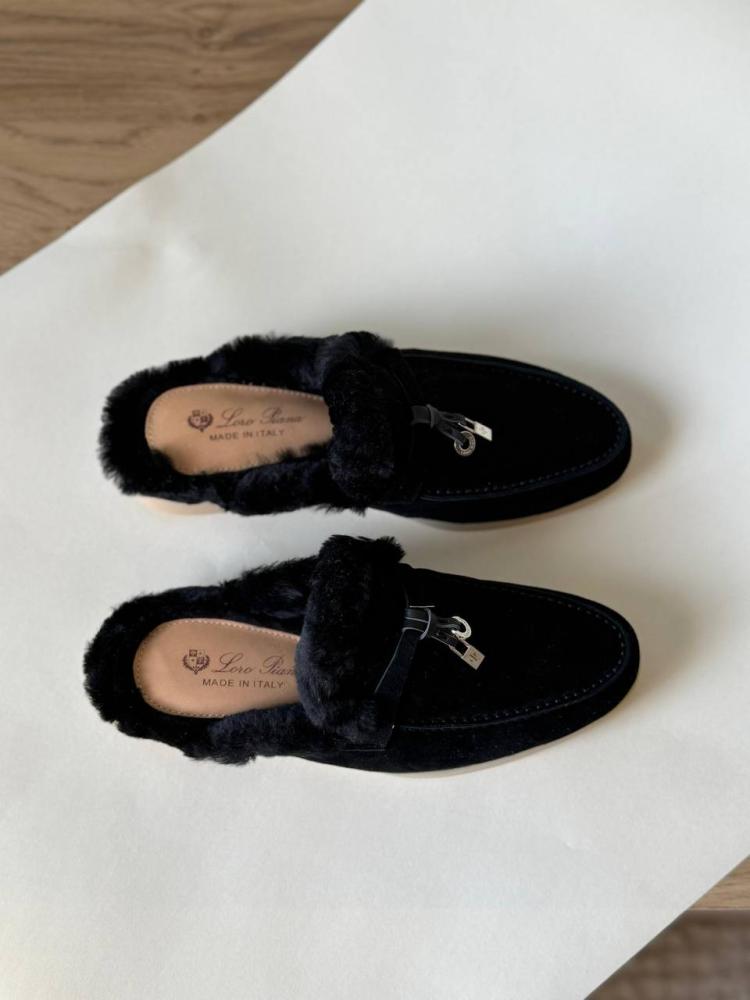 SLIPPERS