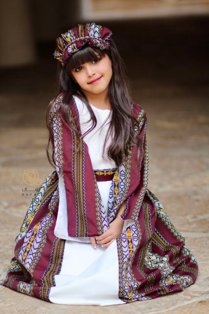 فستان يوم التأسيس اسود مع سدو