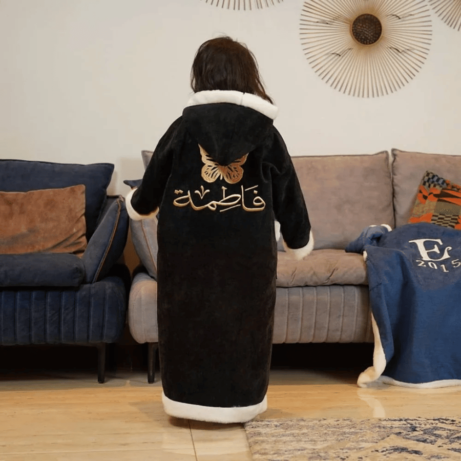 فروة بالاسم أنيقة ودافئة _ لون أسود