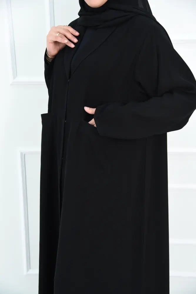 Practical crepe striped abaya with collar, shawl, and pockets