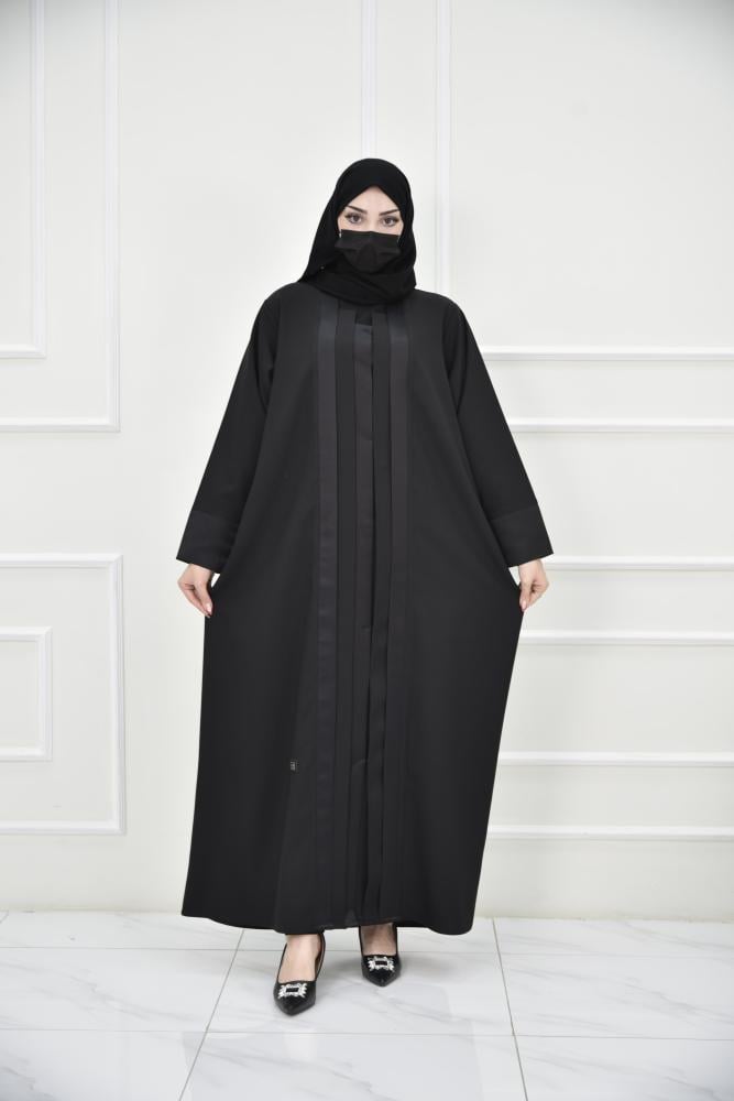 عباية كاجوال بقماش كريب وتفاصيل تفتة