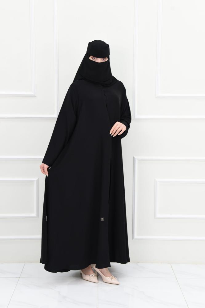 عباية سادة سوداء بقصة كلوش