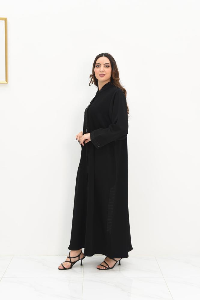 عباية ساحره مزينة بقماش مقلم