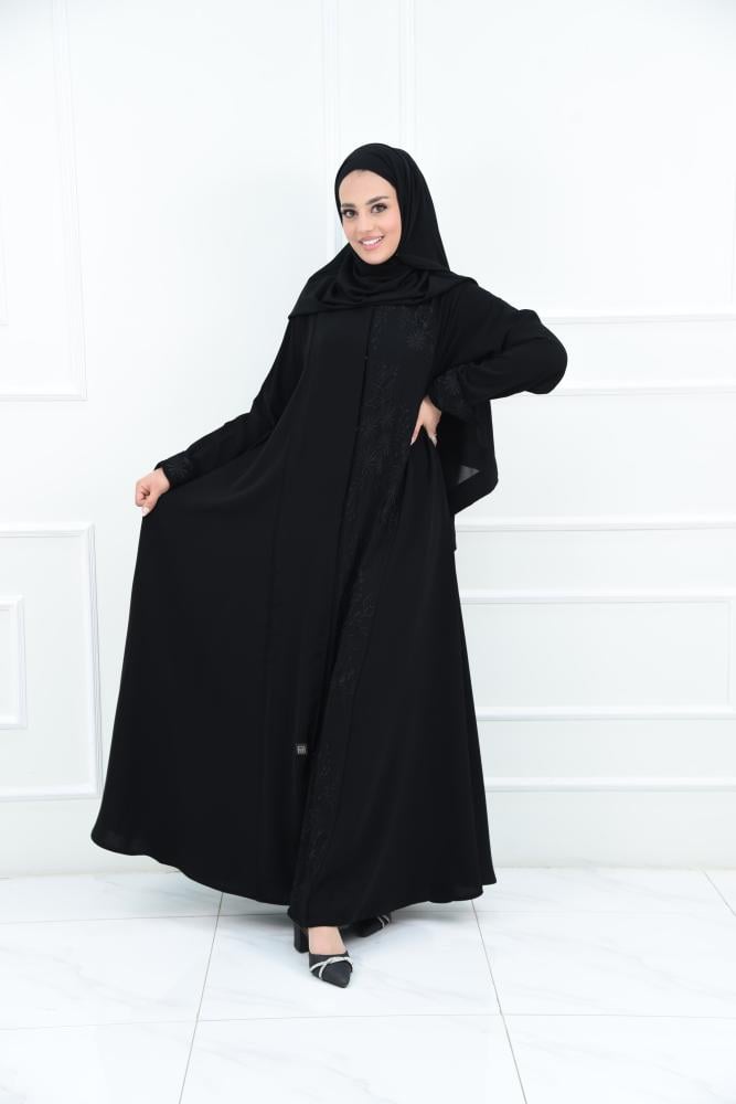 عباية مناسبات أنيقة بتطريز أمامي وخلفي