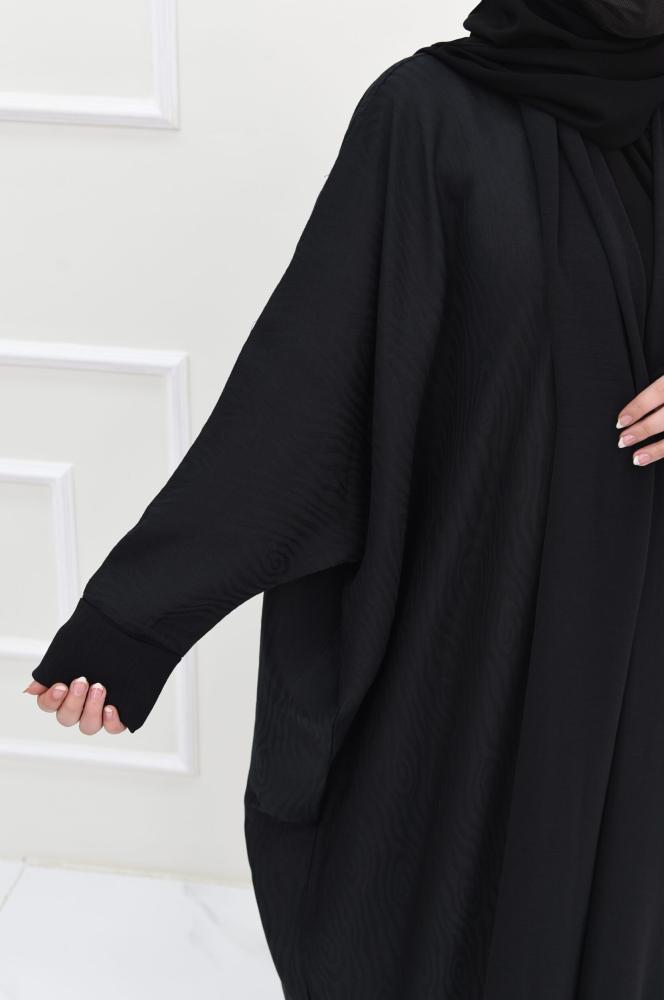 عباية بشت جاكار بلون اسود