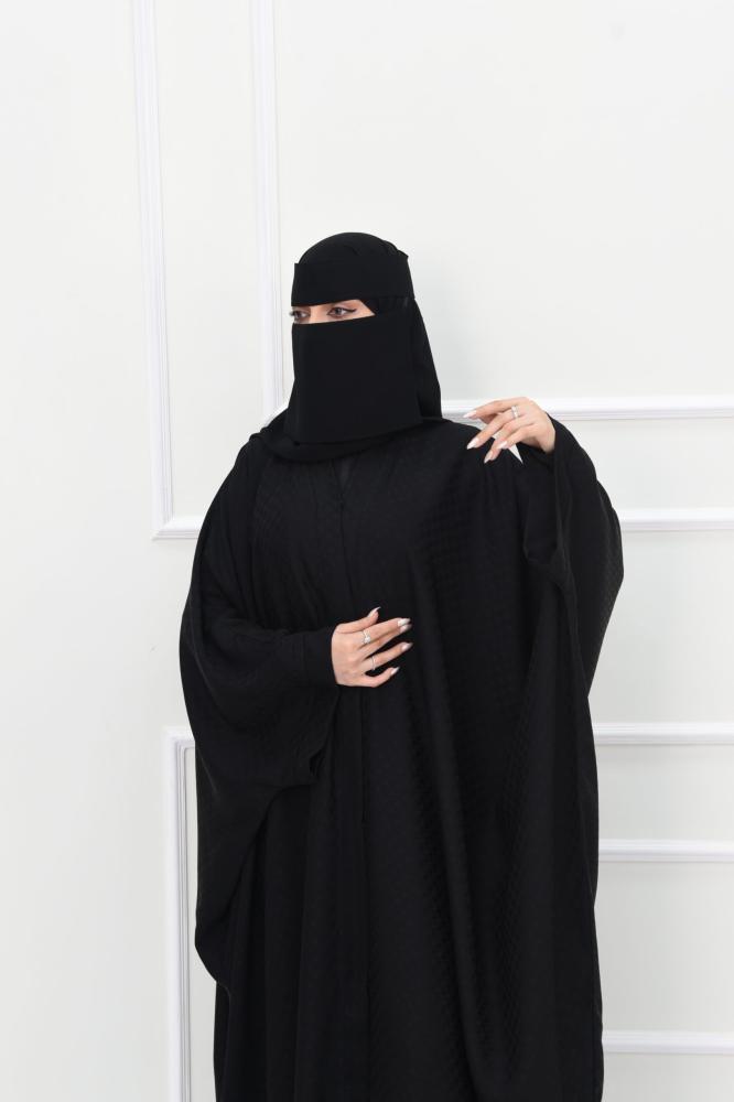عباية بقصة البشت بقماش الجاكار الكوري