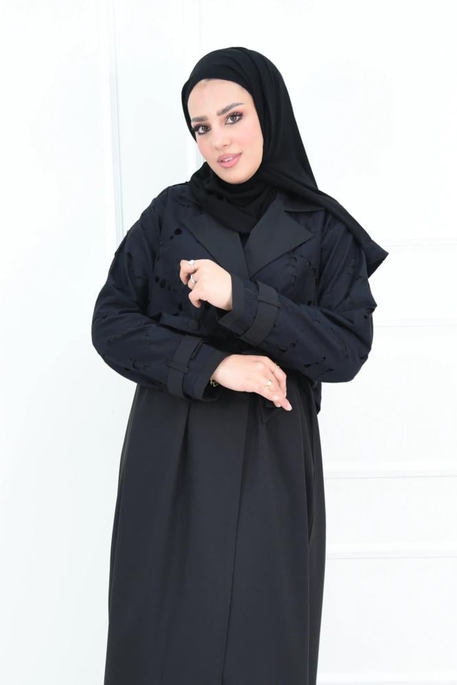 عباية بليزر سوداء كروازية بحزام