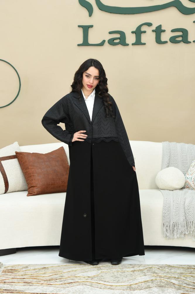 عباية كاجوال كريب بإضافة الجاكار