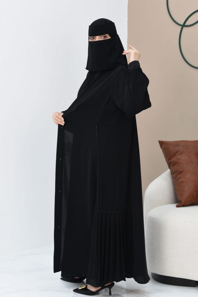 عباية كلوش مزينة مع كسرات واشرطة من الكريستال
