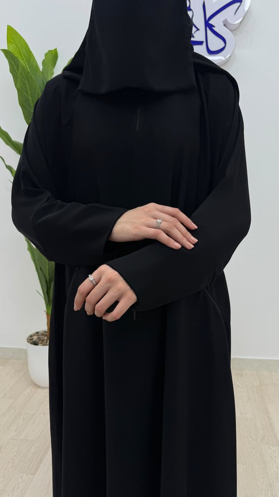 بكج عباية +خمار +قفازات + نقاب +طرحة
