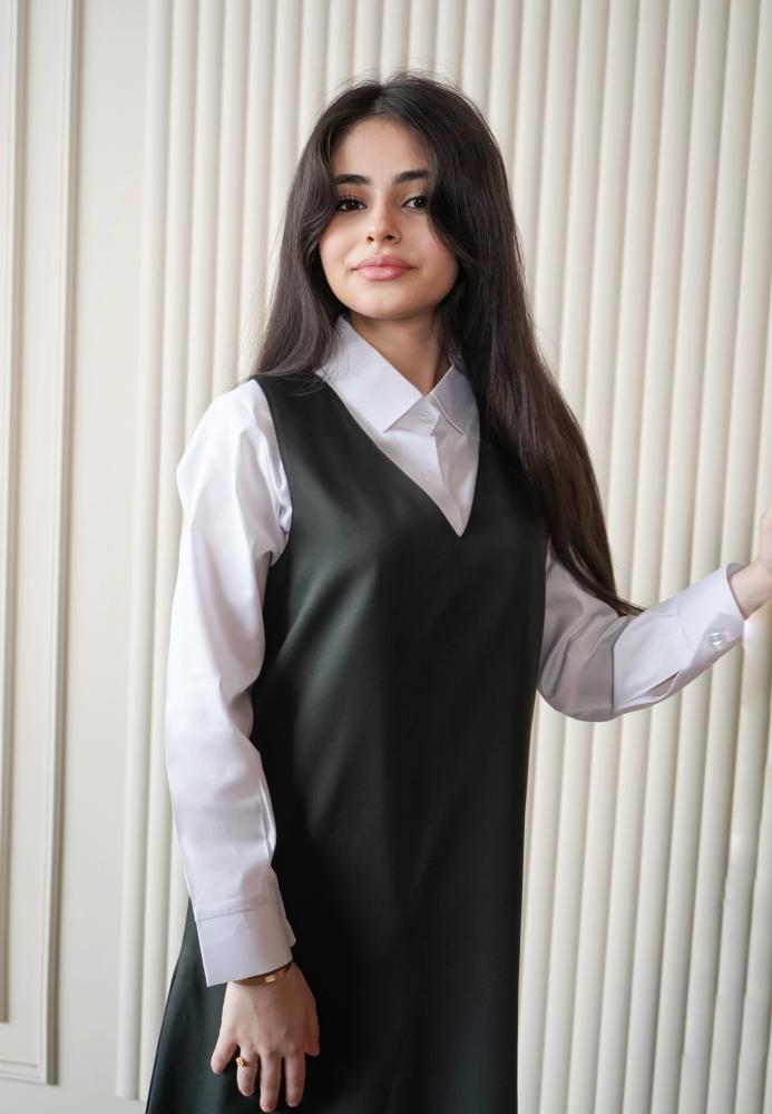 مريول بناتي متوسطة سادة