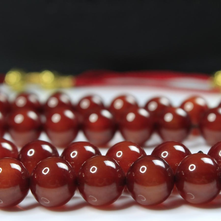 Dark caramel-colored Tasbih