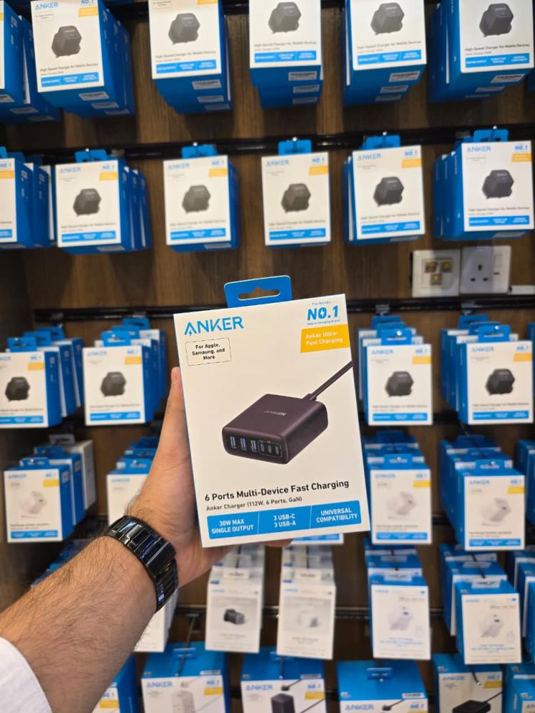 شاحن مكتبي أنكر (Anker) بـ 6 منافذ وقوة إجمالية 112 واط بتقنية GaN