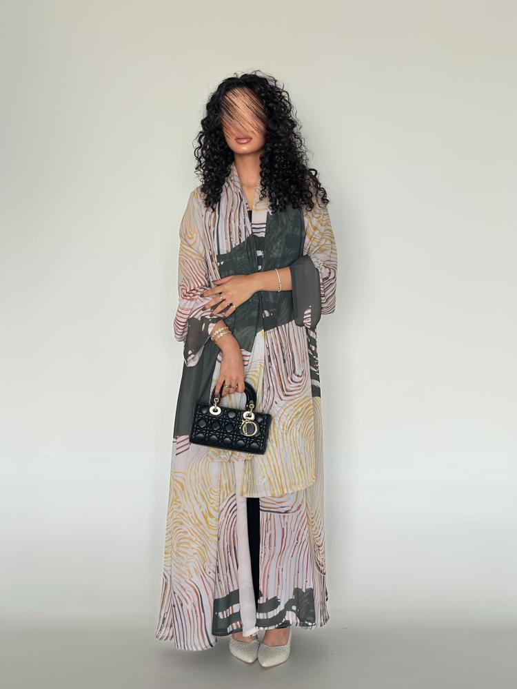 33 Abaya half kalosh chiffon Japanese padded (possibility to request change of style to half bisht in the notes)
