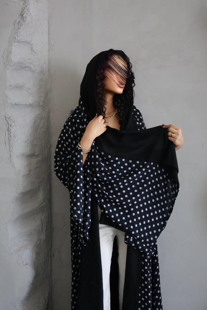Abaya half kalosh chiffon Japanese padded (possibility to request change of cut to half bousht with notes)