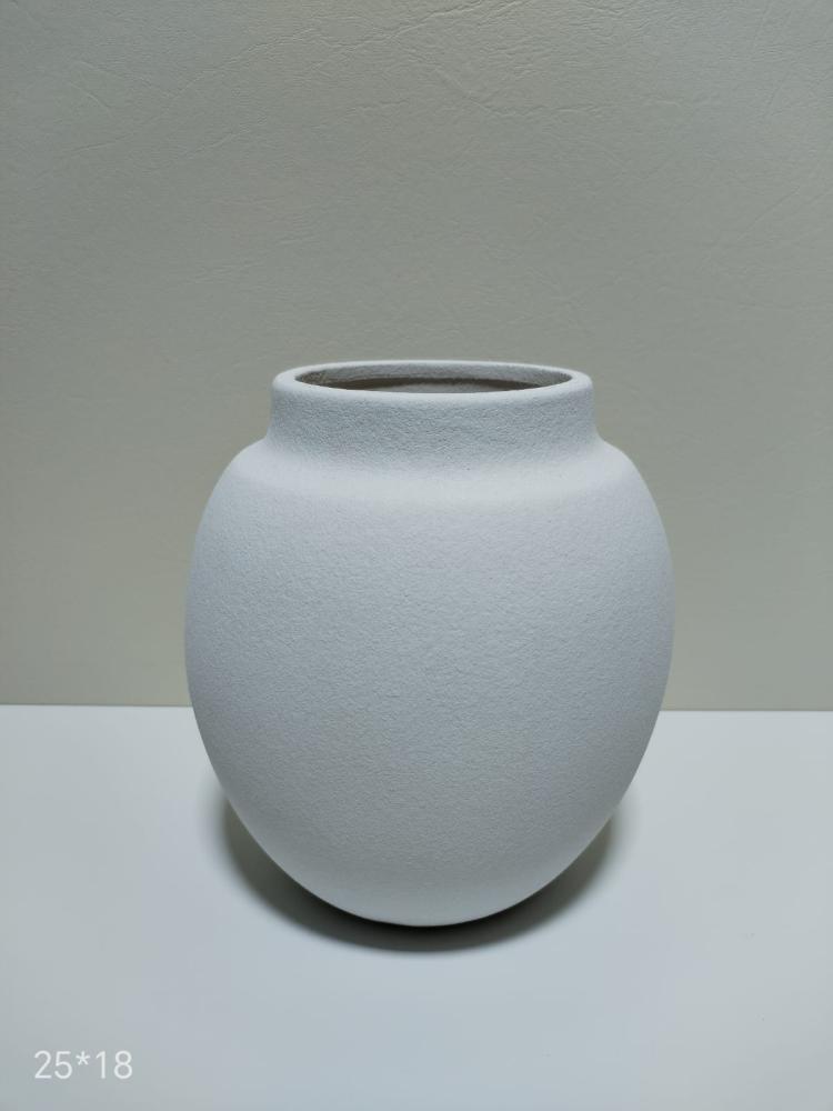 فازات  سرميك  ابيض  مقاس 15*18 سم